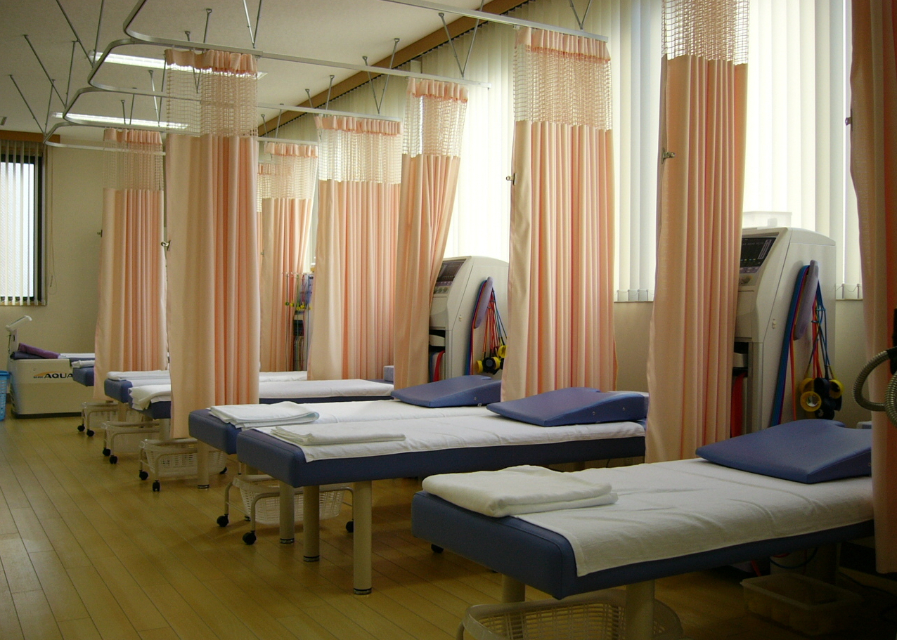 小野整形外科、リハビリステーション